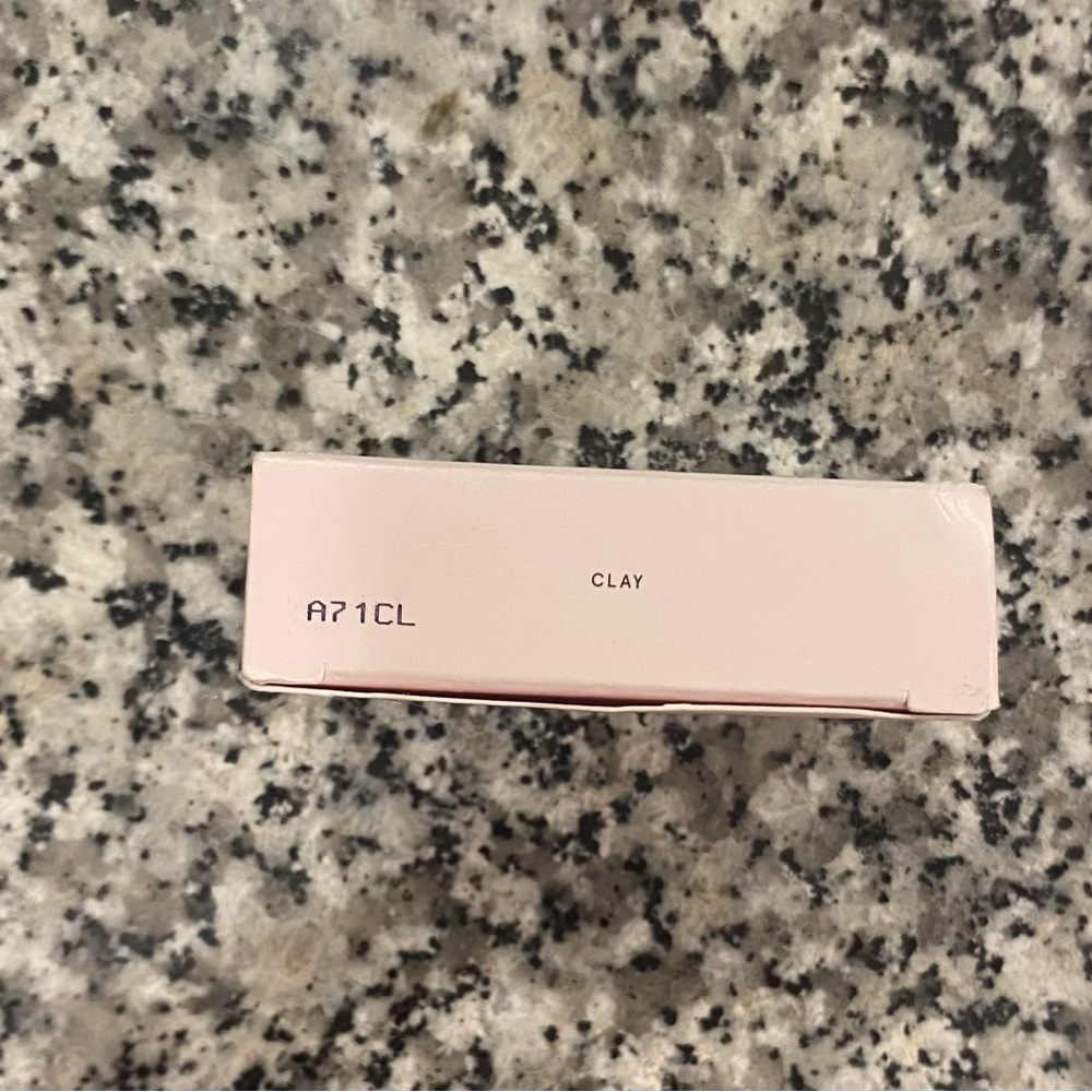 Glossier Eyeshadow Trio Monochromes Clay - Picture 9 of 11
